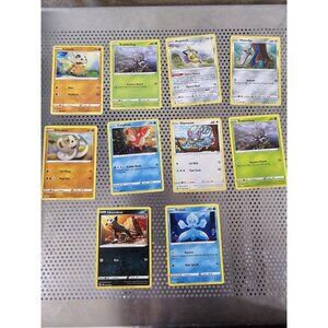 Pokemon Set Of 10 Trading Cards Random